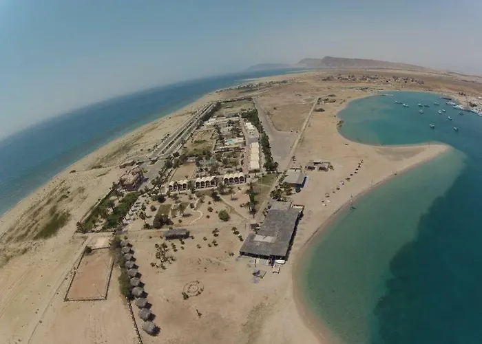 Moses Bay